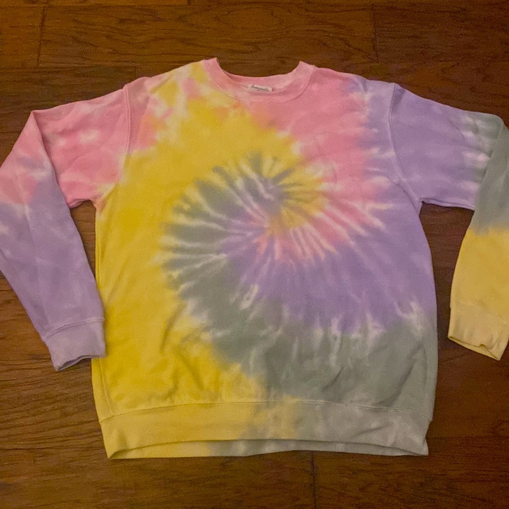 Tie-Die Sweatshirt
